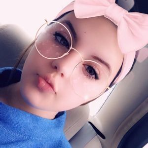 Meet your Posher, Randi